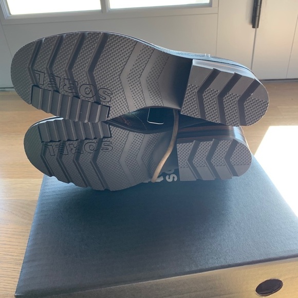 Sorel Cate Lace Water-Resistant Hiker Booties - Picture 12 of 13